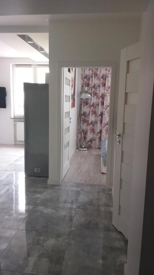 Center Apartment *